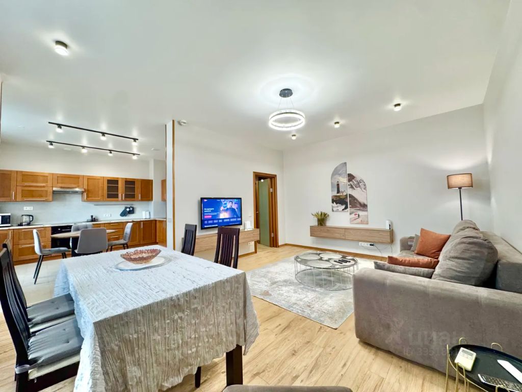 m. Aeroport: Apartment, 3-rooms