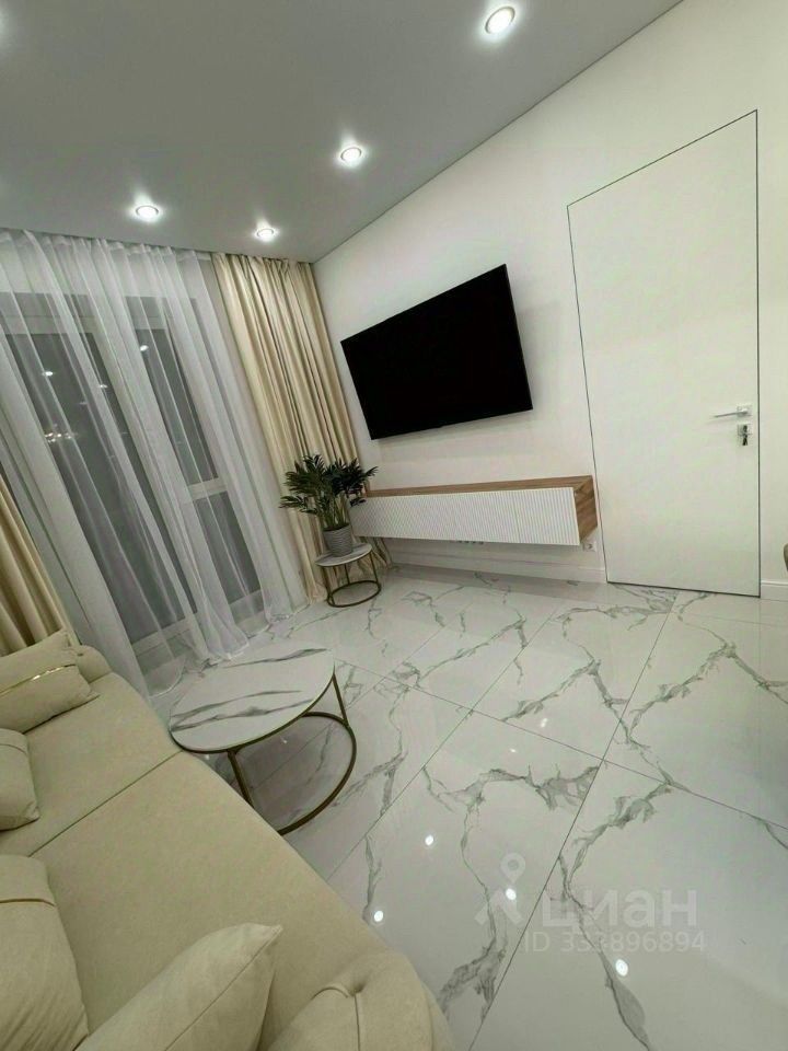 m. Narodnoe Opolchenie: Apartment, 2-rooms
