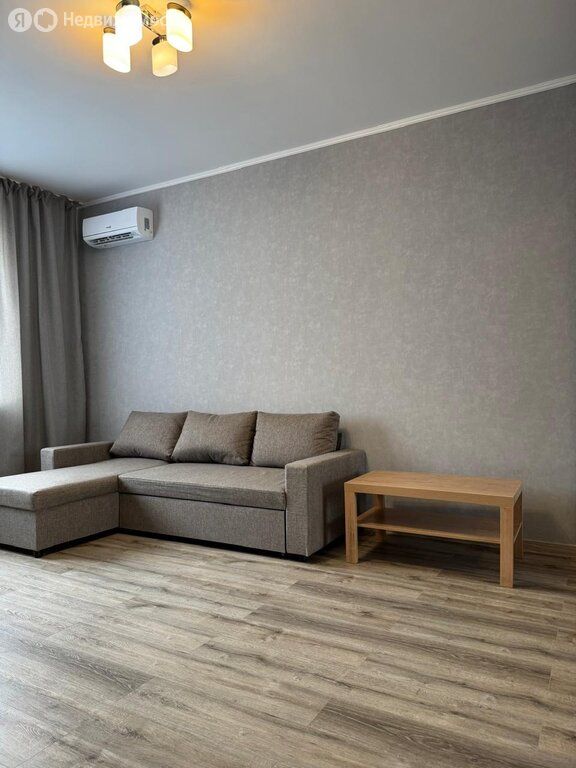 m. Nikolskoe: Apartment, 2-rooms