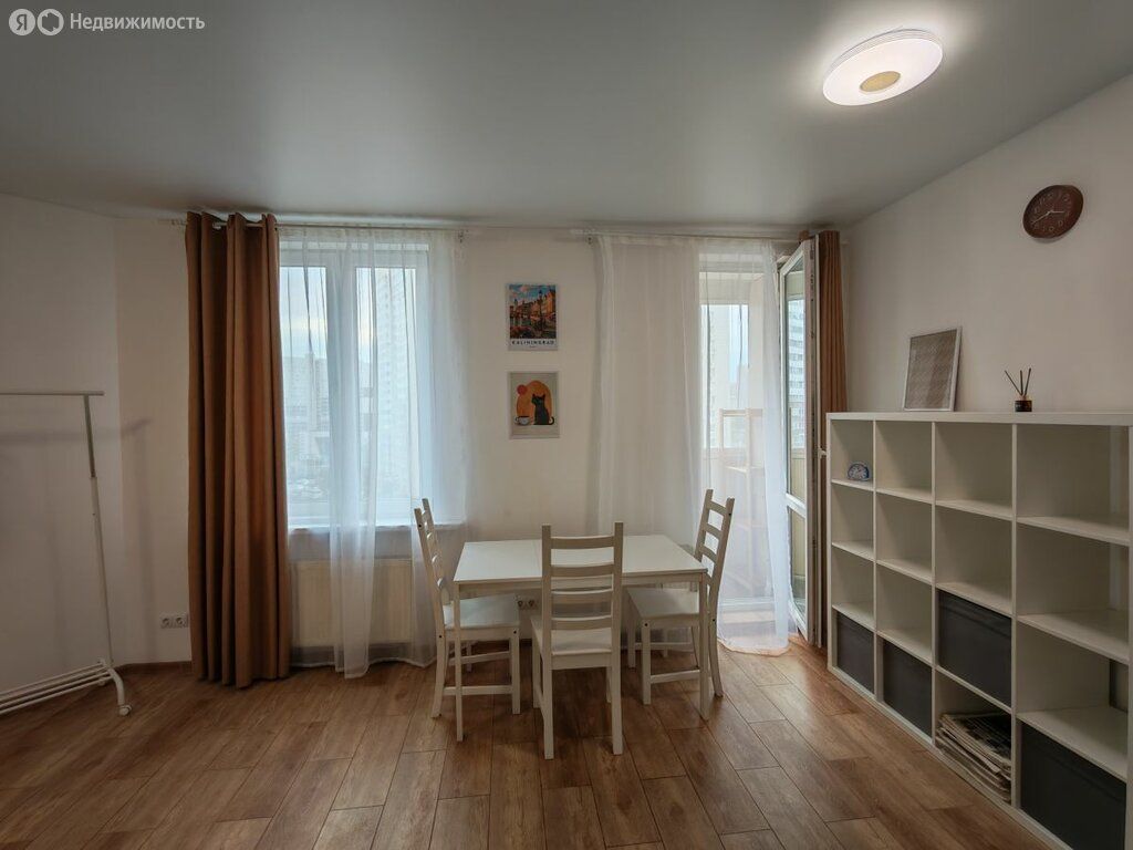 m. Michurinets: Apartment, studio