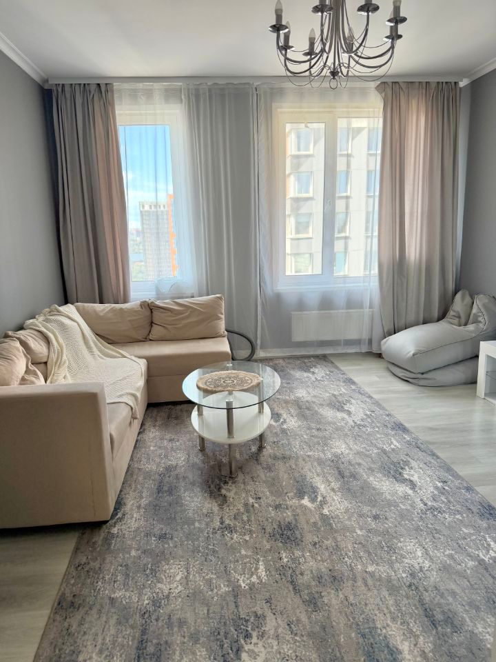 m. Strogino: Apartment, 2-rooms