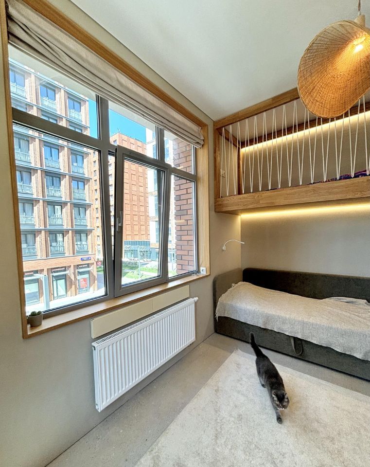 m. ZIL: Apartment, 2-rooms