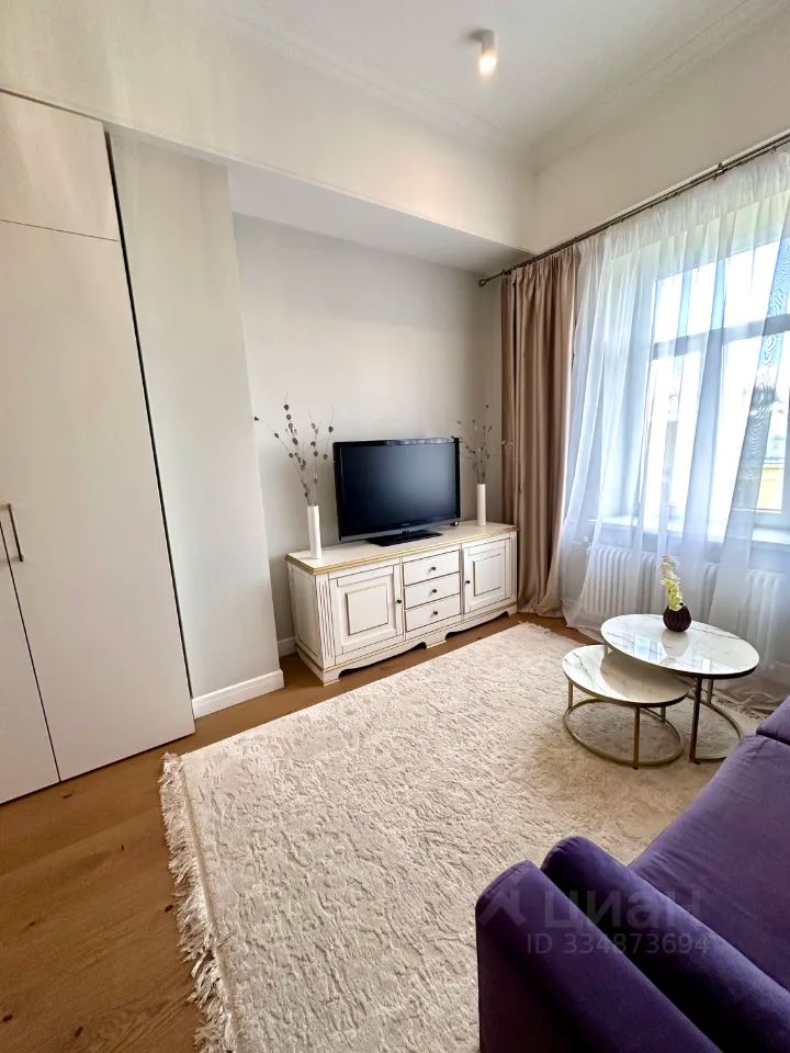 m. Smolenskaya: Apartment, 2-rooms