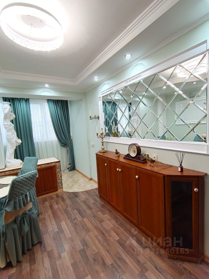 m. Generala Tyuleneva: Apartment, 2-rooms