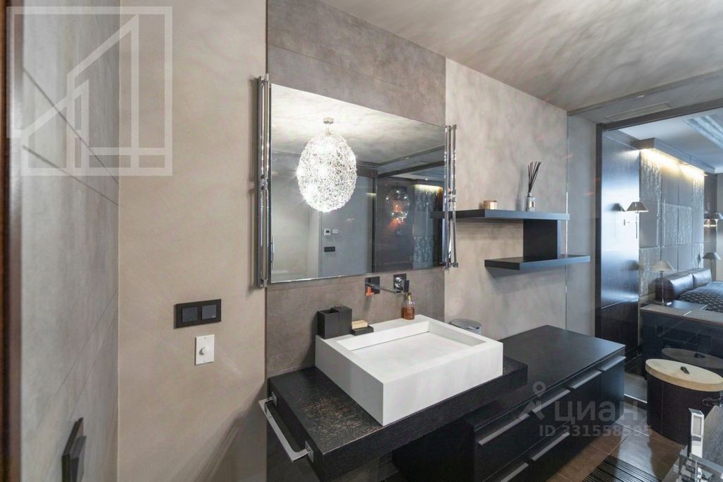 m. Kropotkinskaya: Apartment, 4-rooms