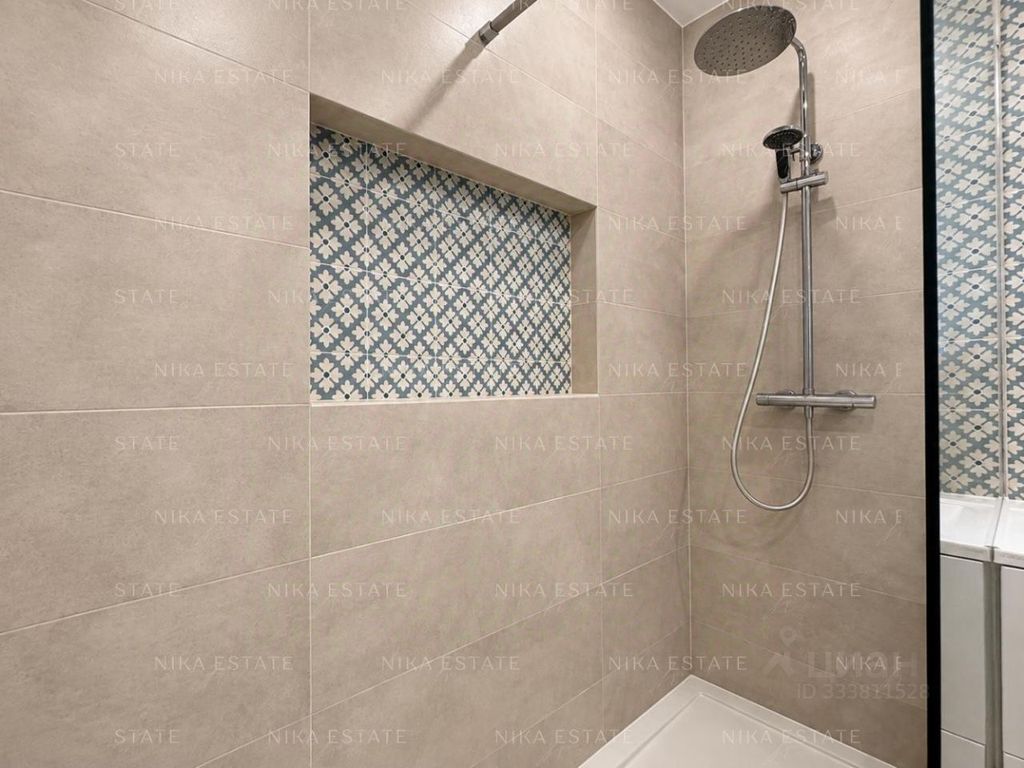 m. ZIL: Apartment, 2-rooms