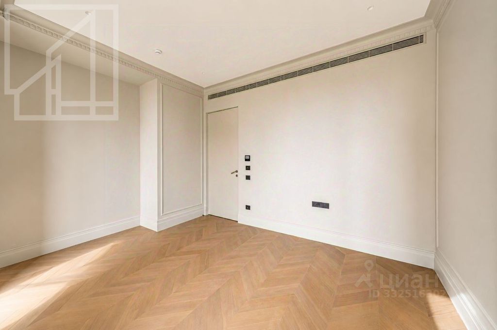 m. Park Pobedy: Apartment, 6-rooms