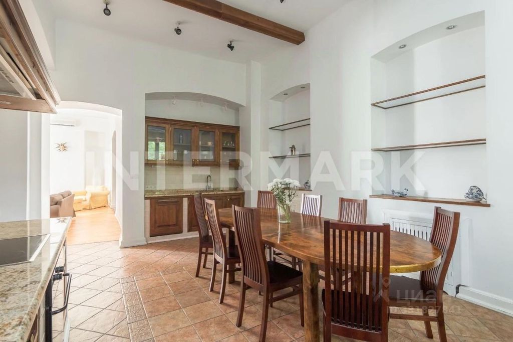 m. Kitay-gorod: Apartment, 4-rooms