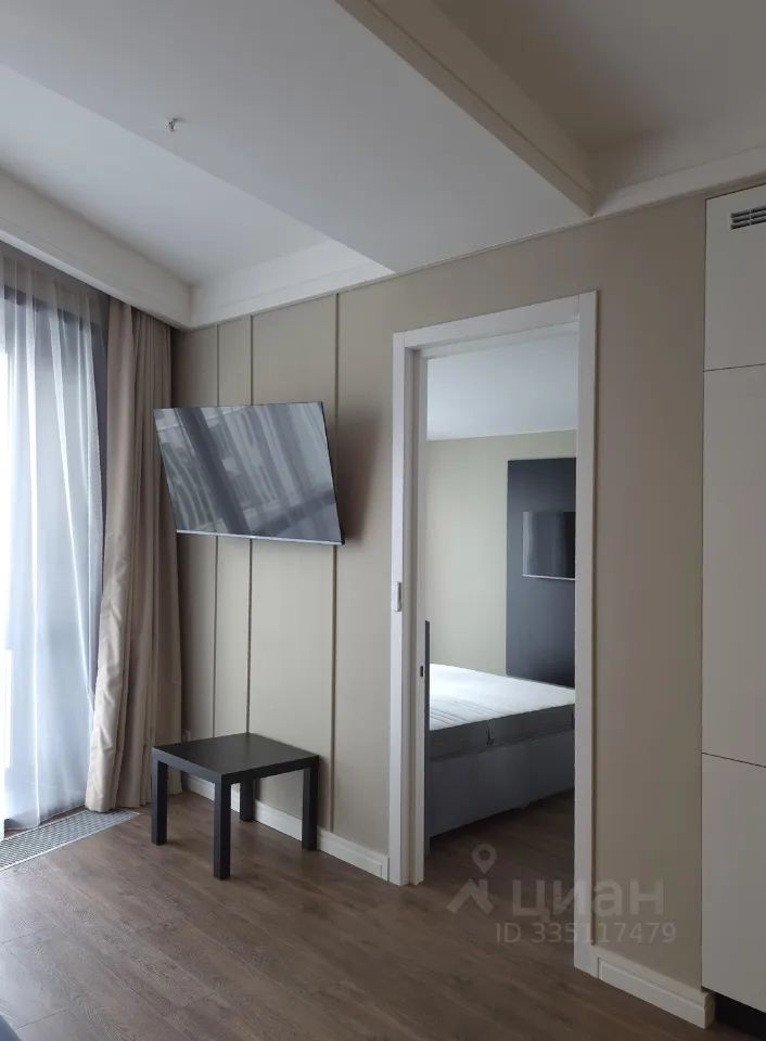 m. Narodnoe Opolchenie: Apartment, 2-rooms