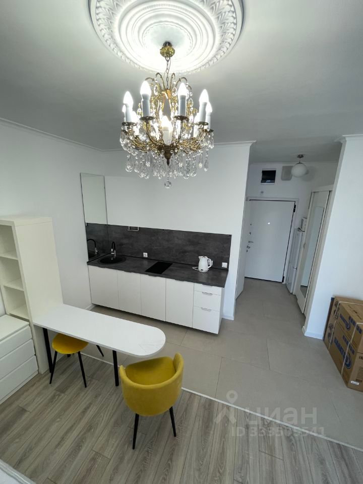m. Strogino: Apartment, studio