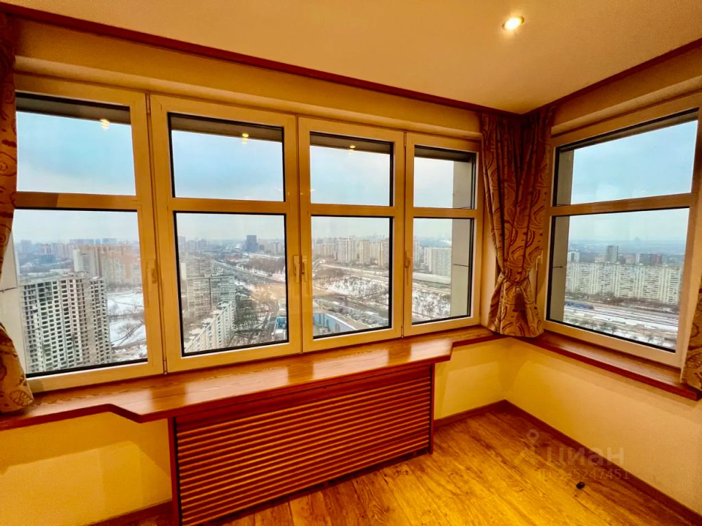 m. Slavyansky bulvar: Apartment, 2-rooms
