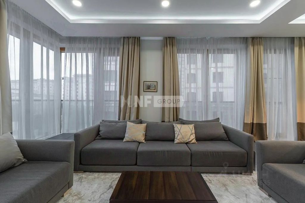 m. Smolenskaya: Apartment, 4-rooms