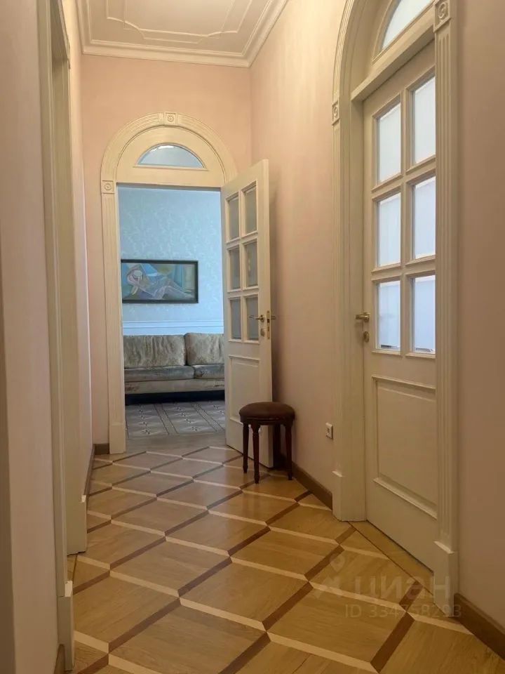 m. Kutuzovskaya: Apartment, 2-rooms