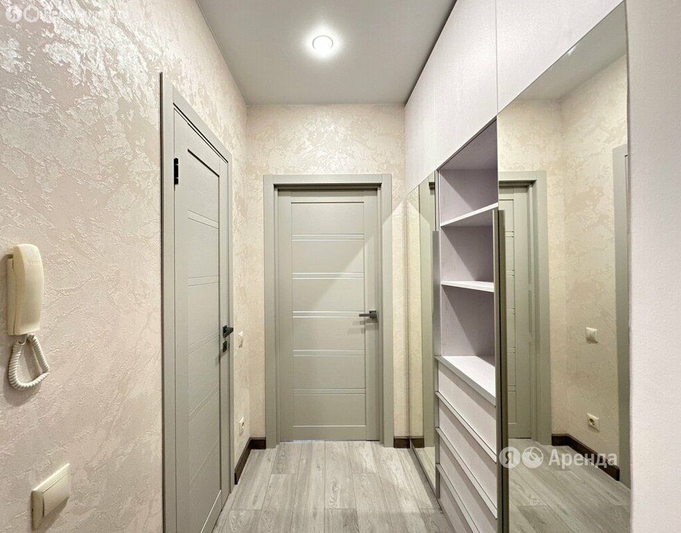 m. Krasnogorskaya: Apartment, studio