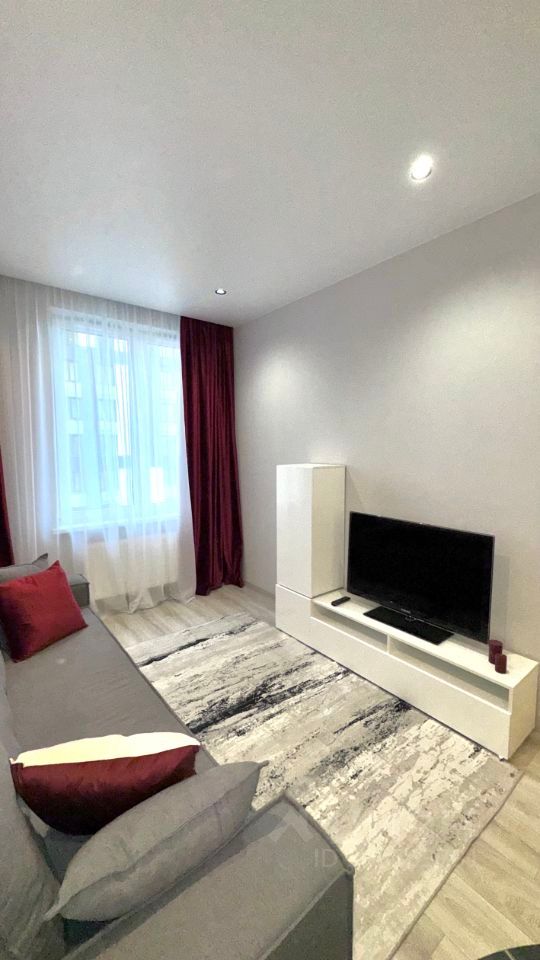 m. Pavshino: Apartment, 1-rooms