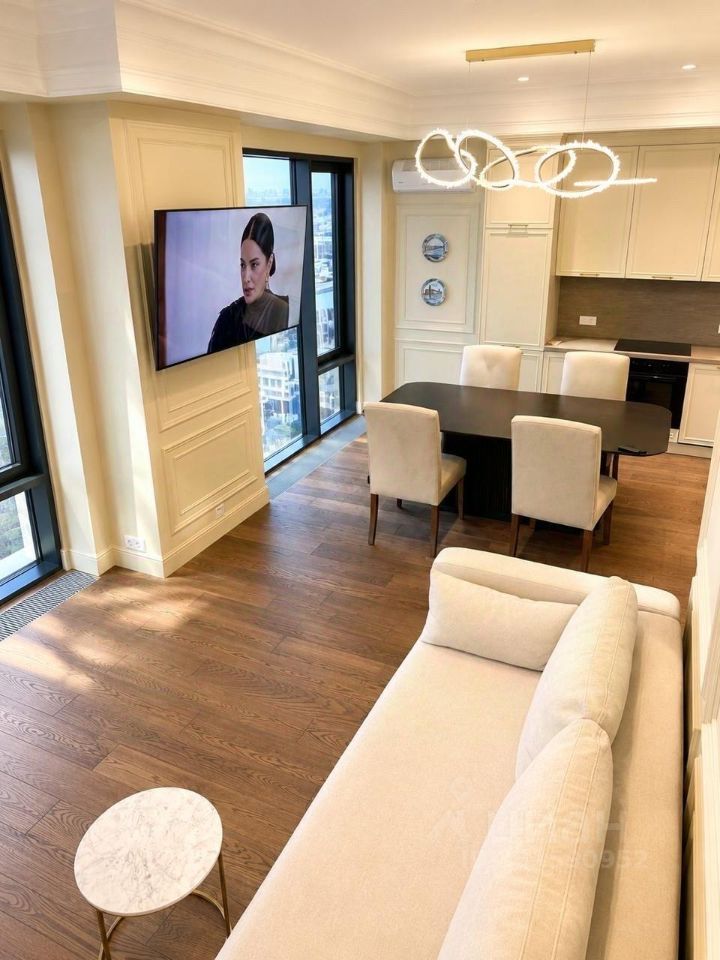 m. Studencheskaya: Apartment, 3-rooms
