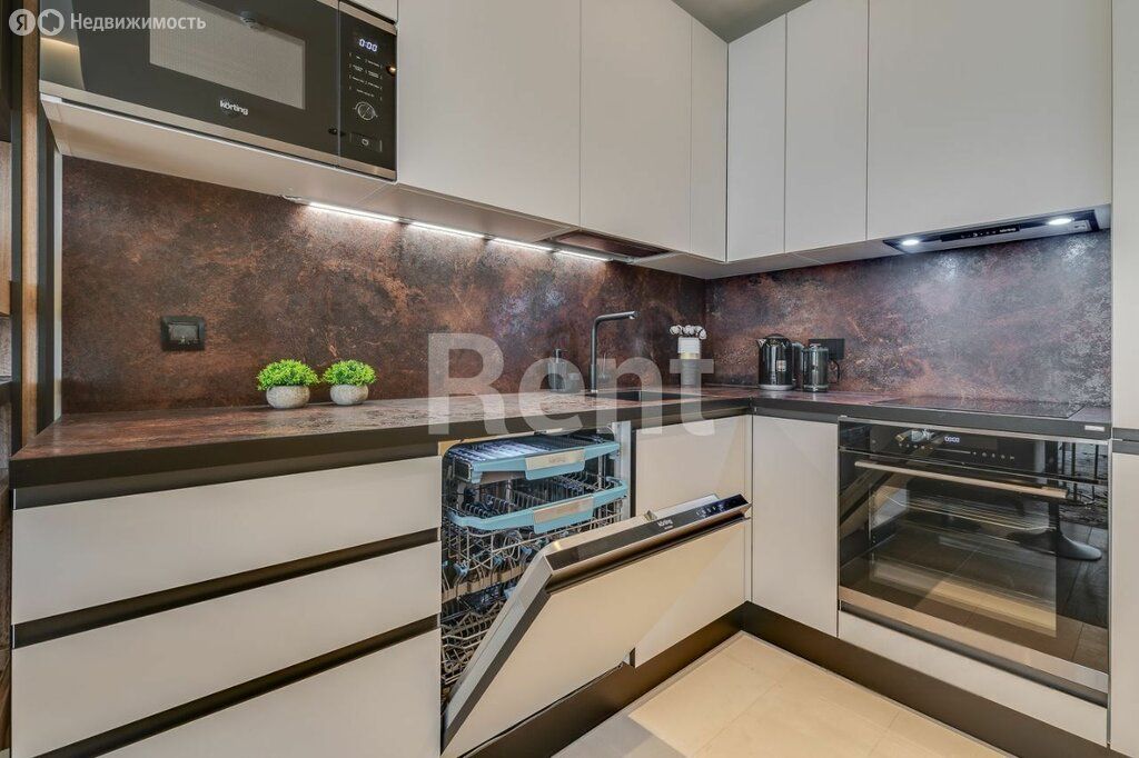 m. Park Pobedy: Apartment, 2-rooms