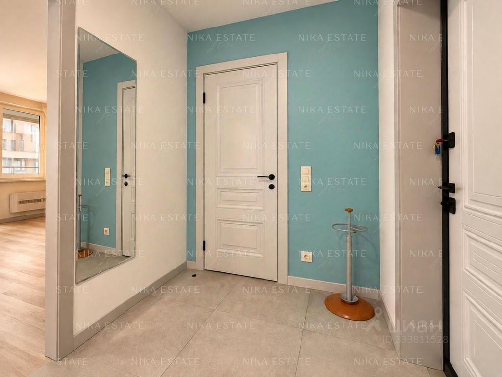 m. ZIL: Apartment, 2-rooms
