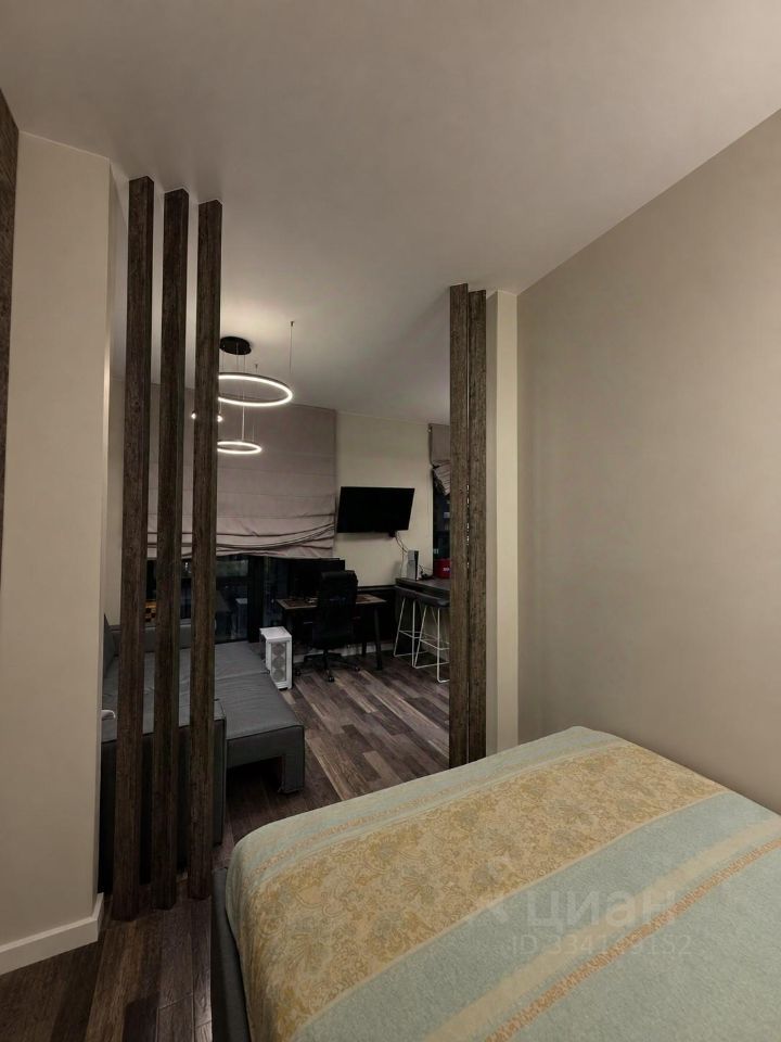m. Narodnoe Opolchenie: Apartment, studio