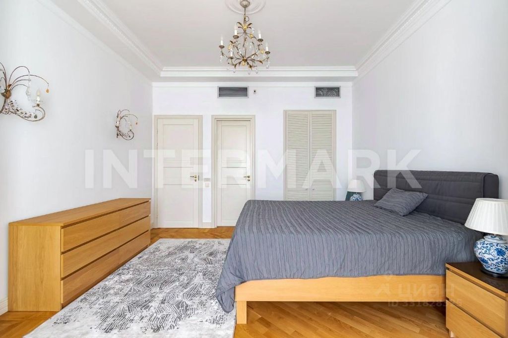 m. Arbatskaya: Apartment, 5-rooms