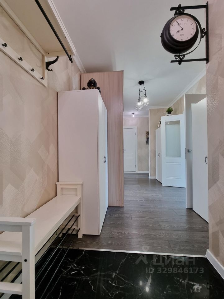m. Molzhaninovo: Apartment, 3-rooms