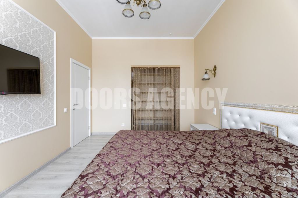 m. Ulitsa 1905 goda: Apartment, 2-rooms