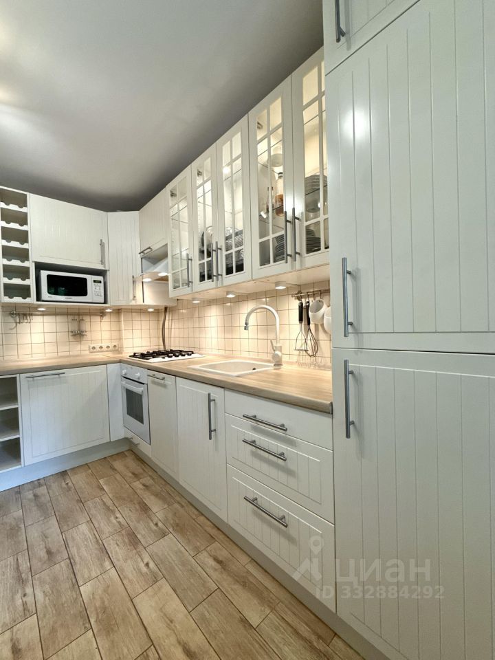 m. Ulitsa 1905 goda: Apartment, 1-rooms