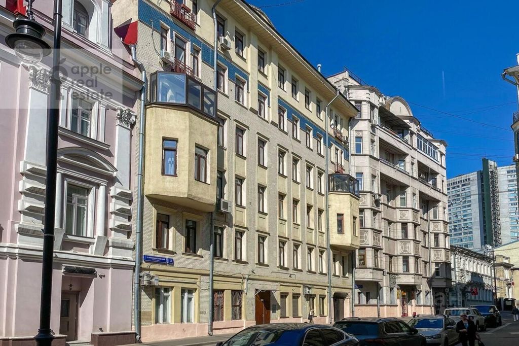 m. Smolenskaya: Apartment, 2-rooms
