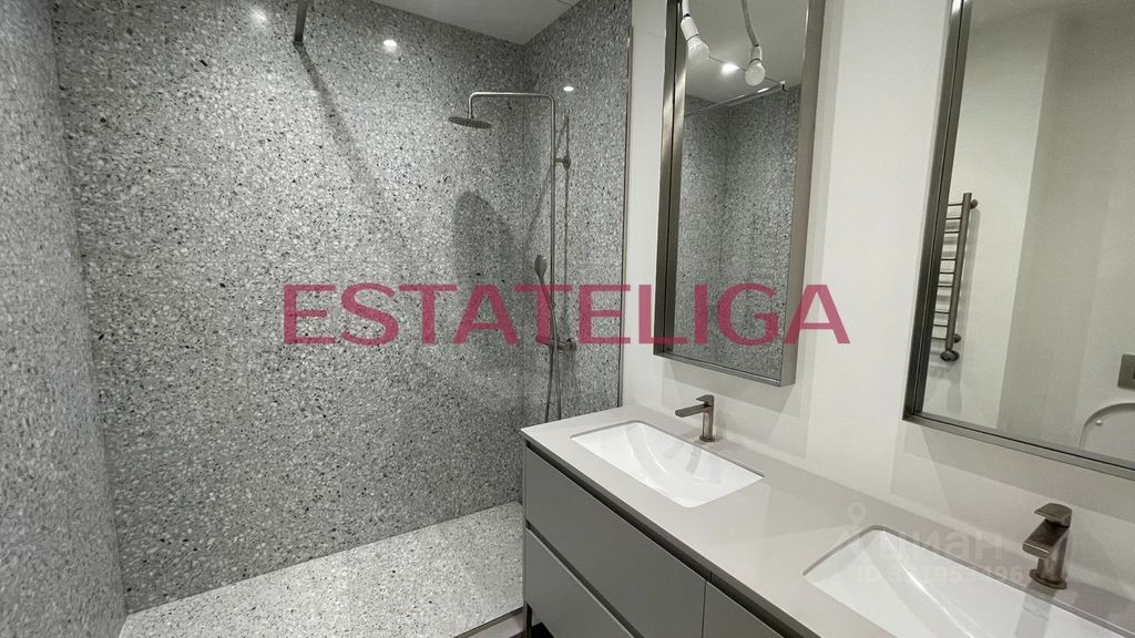m. Ulitsa 1905 goda: Apartment, 4-rooms