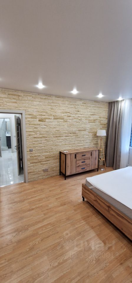 m. Pionerskaya: Apartment, 2-rooms