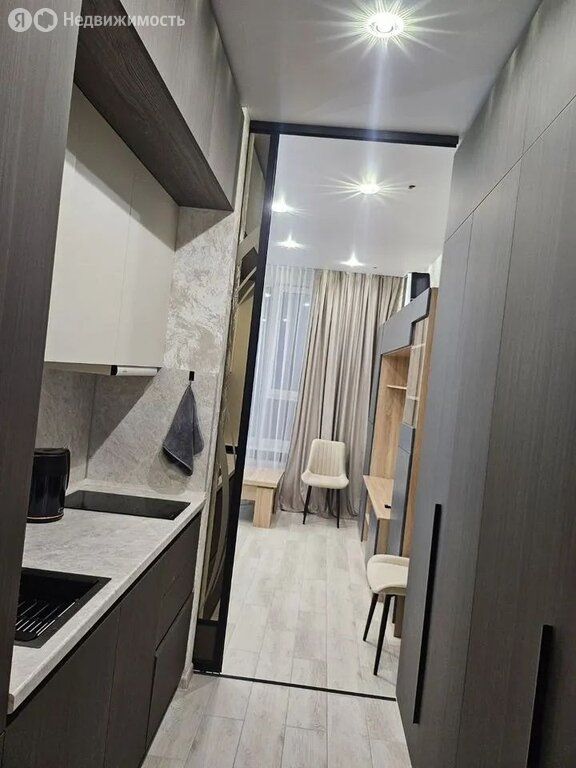 m. Moskva Tovarnaya: Apartment, studio