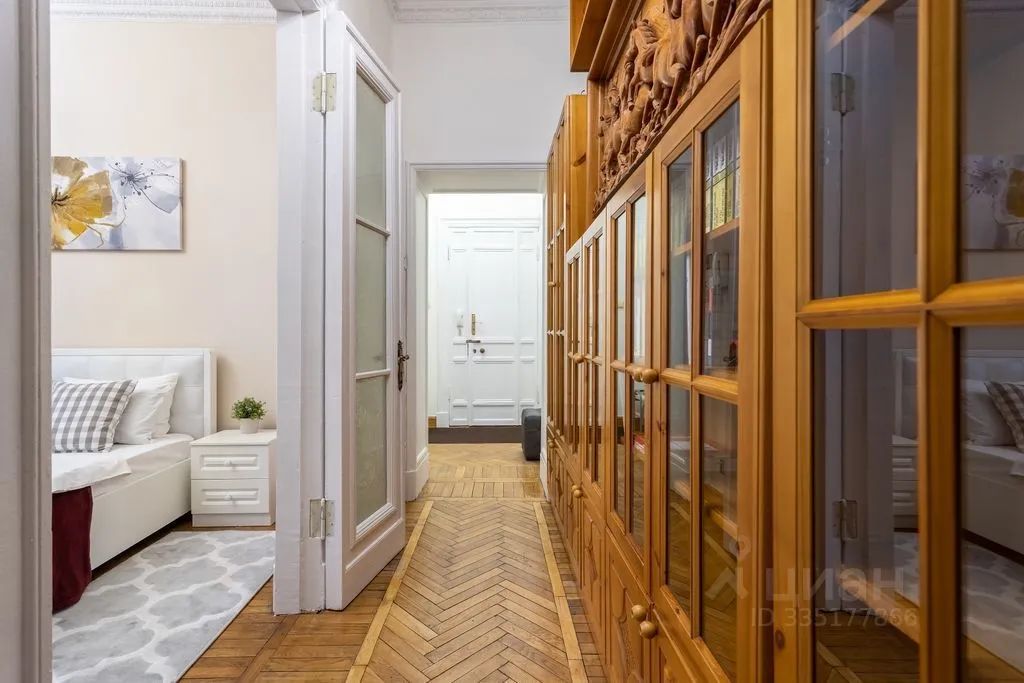 m. Barrikadnaya: Apartment, 2-rooms