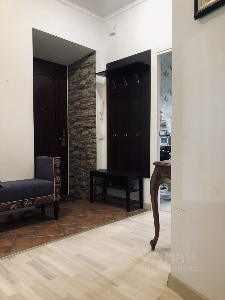 m. Smolenskaya: Apartment, 2-rooms