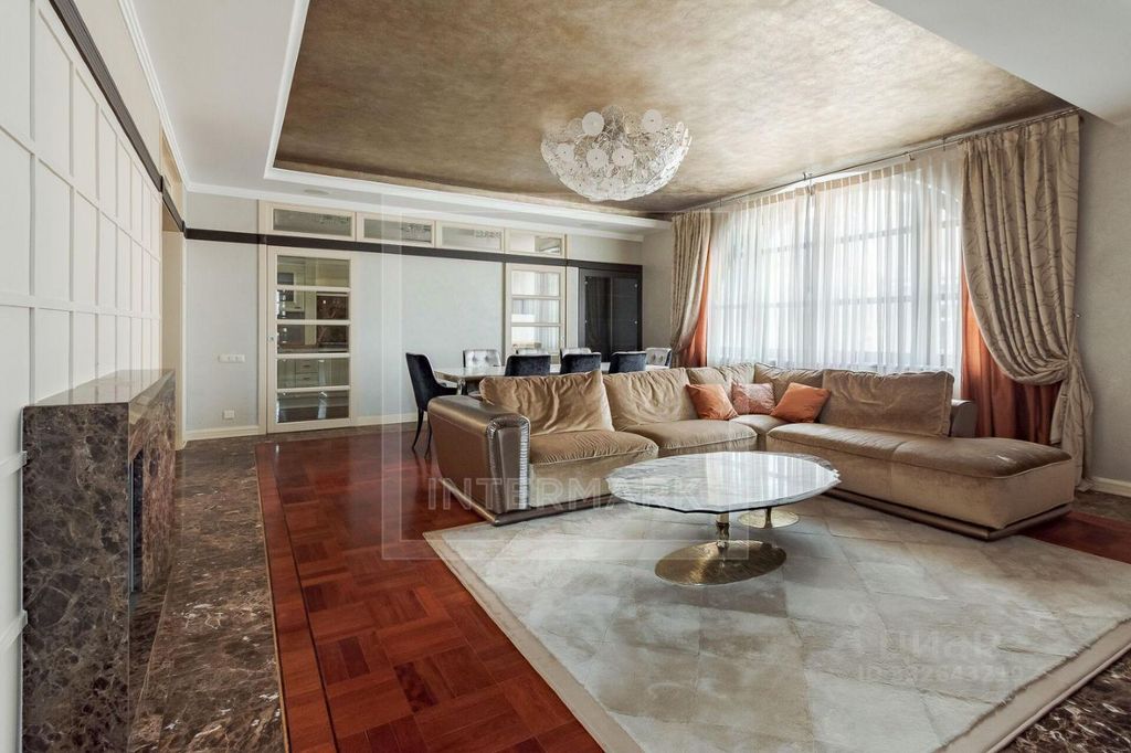 m. Dobryninskaya: Apartment, 4-rooms
