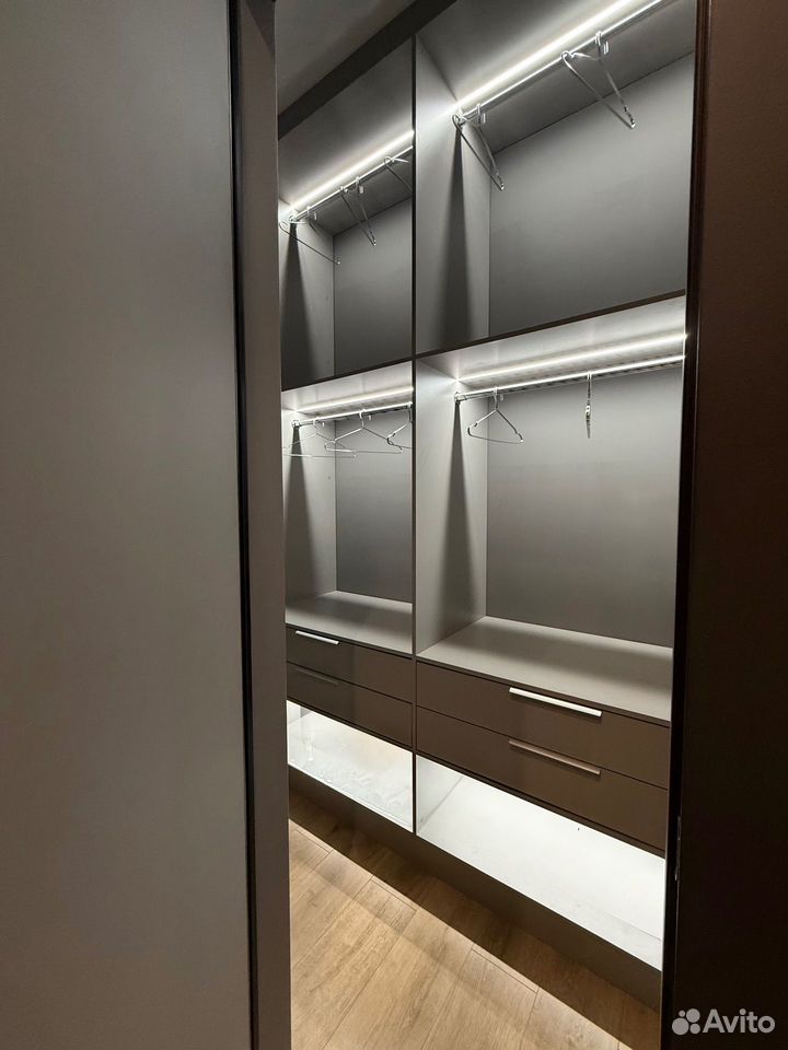 m. ZIL: Apartment, 1-rooms