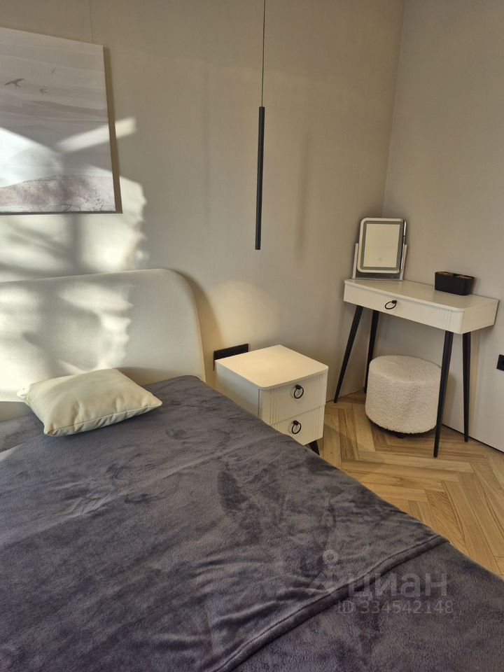 m. Smolenskaya: Apartment, 2-rooms