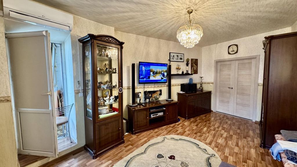 m. Ulitsa 1905 goda: Apartment, 1-rooms