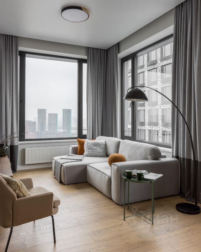m. Verkhnie Kotly: Apartment, 2-rooms