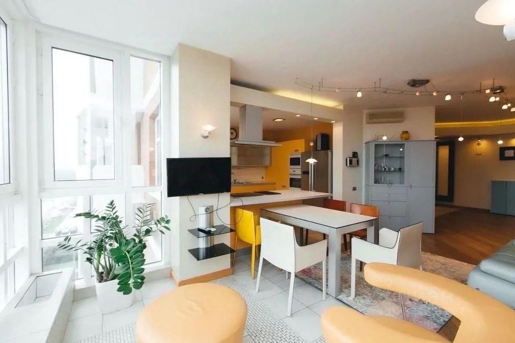 m. Zyuzino: Apartment, 3-rooms