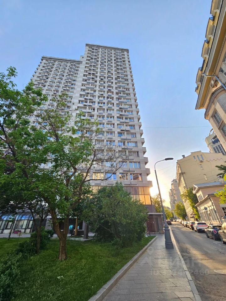 m. Arbatskaya: Apartment, 2-rooms