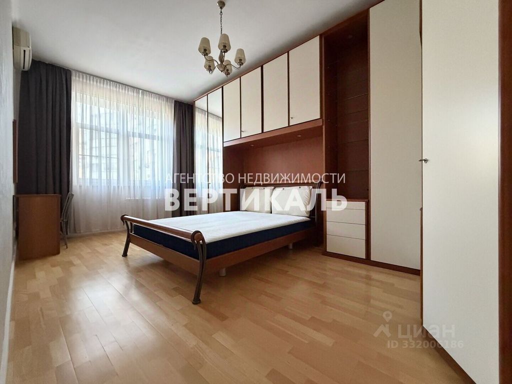 m. Michurinsky prospekt: Apartment, 2-rooms