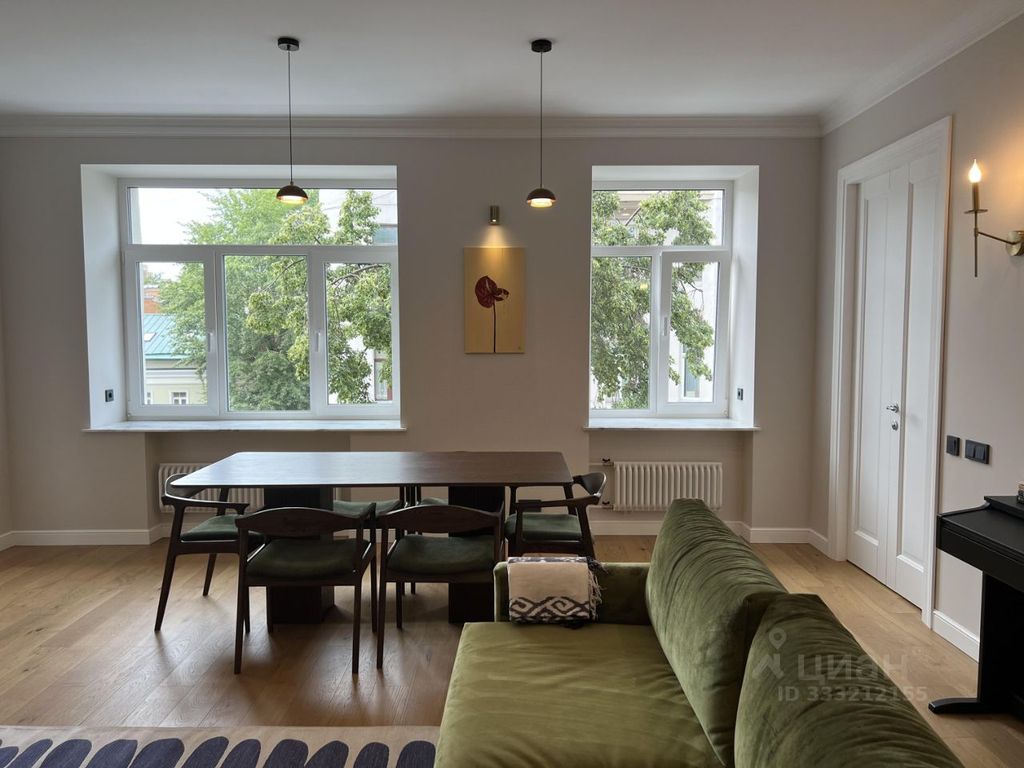 m. Krasnye vorota: Apartment, 3-rooms