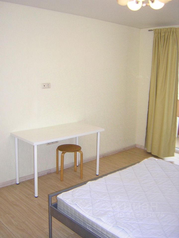 m. Chkalovskaya: Apartment, 1-rooms