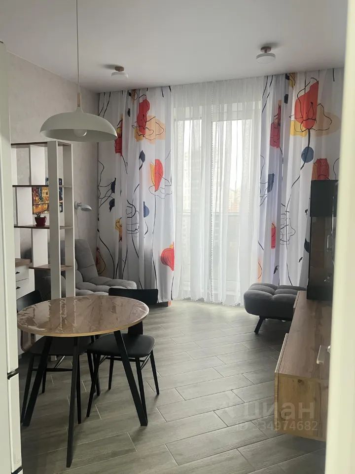 m. Narodnoe Opolchenie: Apartment, 1-rooms