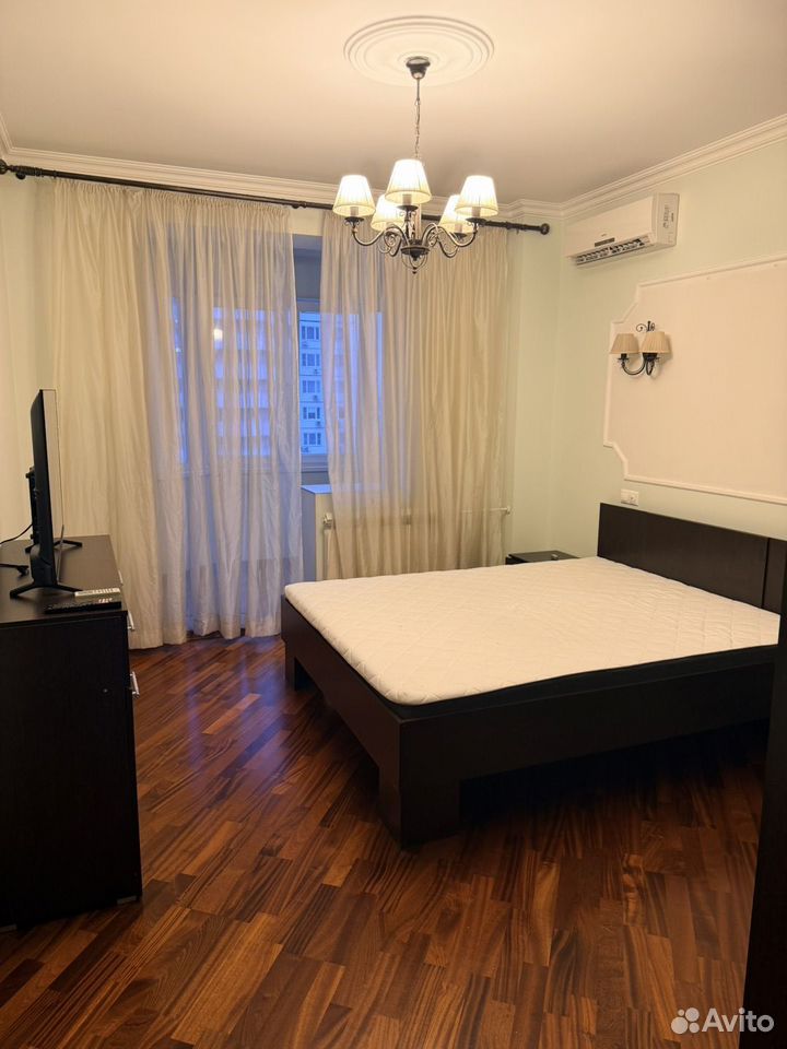 m. Slavyansky bulvar: Apartment, 2-rooms