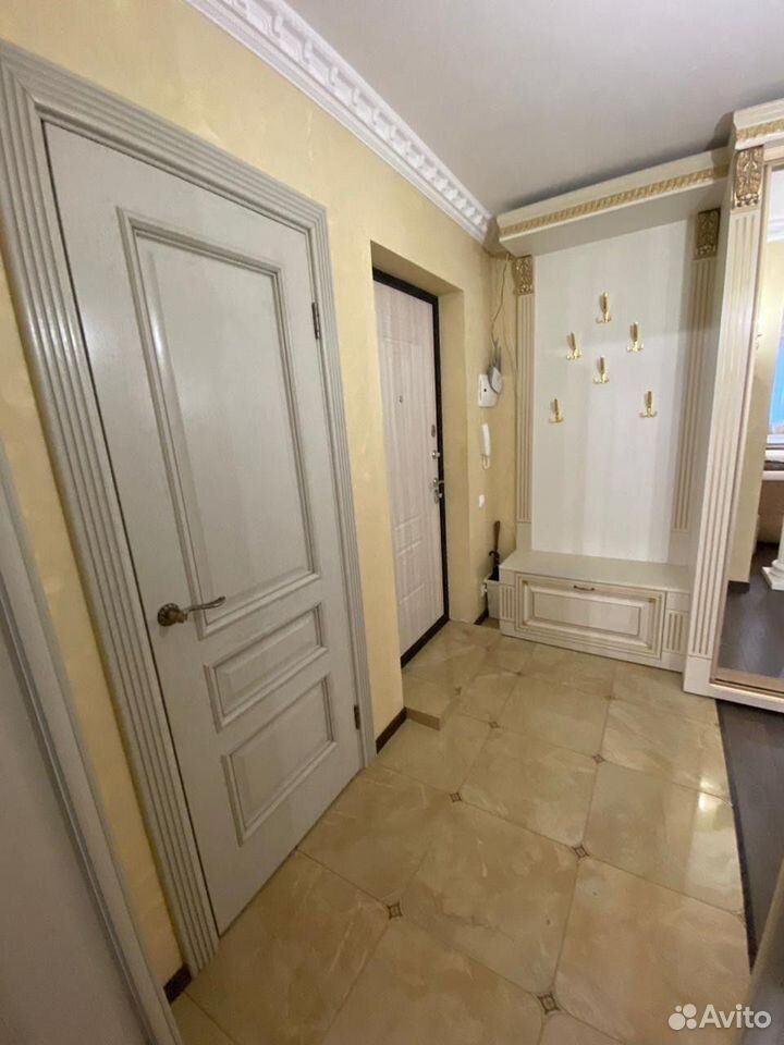 m. Molzhaninovo: Apartment, 3-rooms