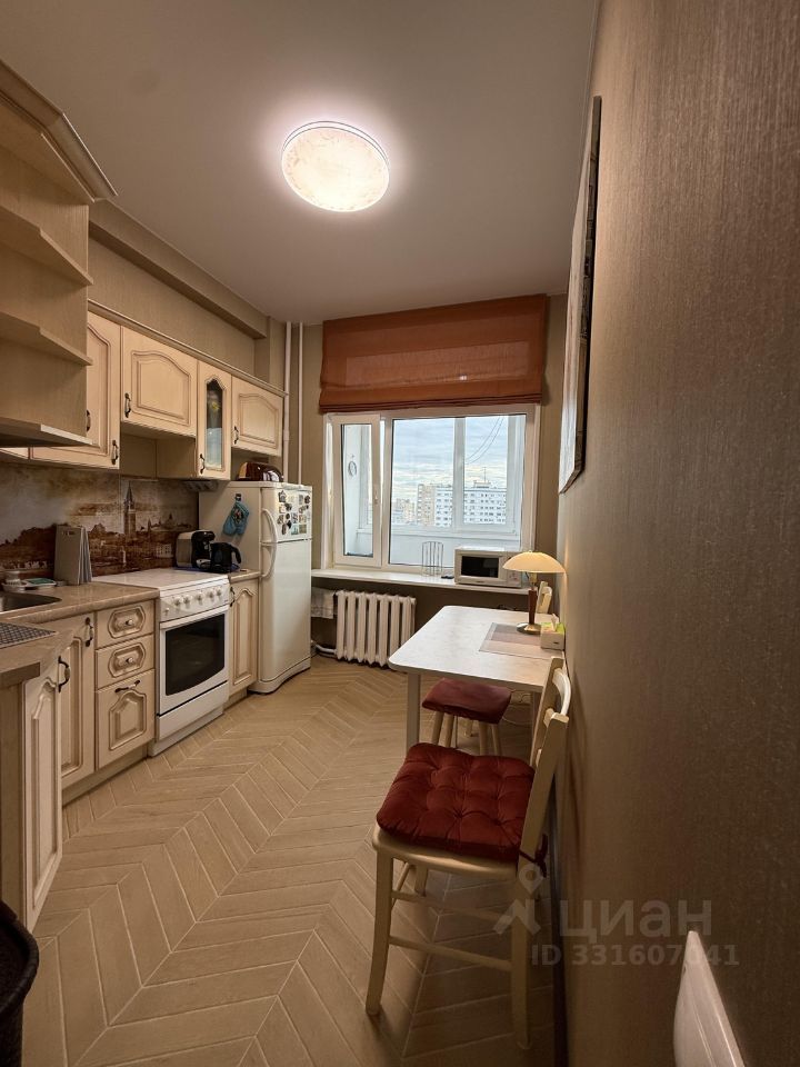 m. Kropotkinskaya: Apartment, 1-rooms