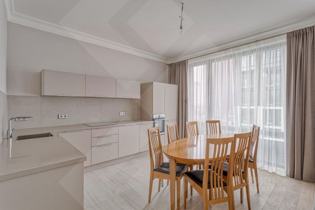 m. Aminyevskaya: Apartment, 3-rooms