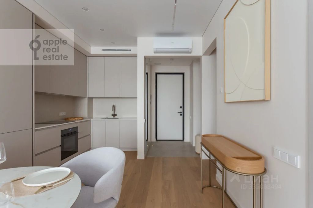 m. Studencheskaya: Apartment, 2-rooms