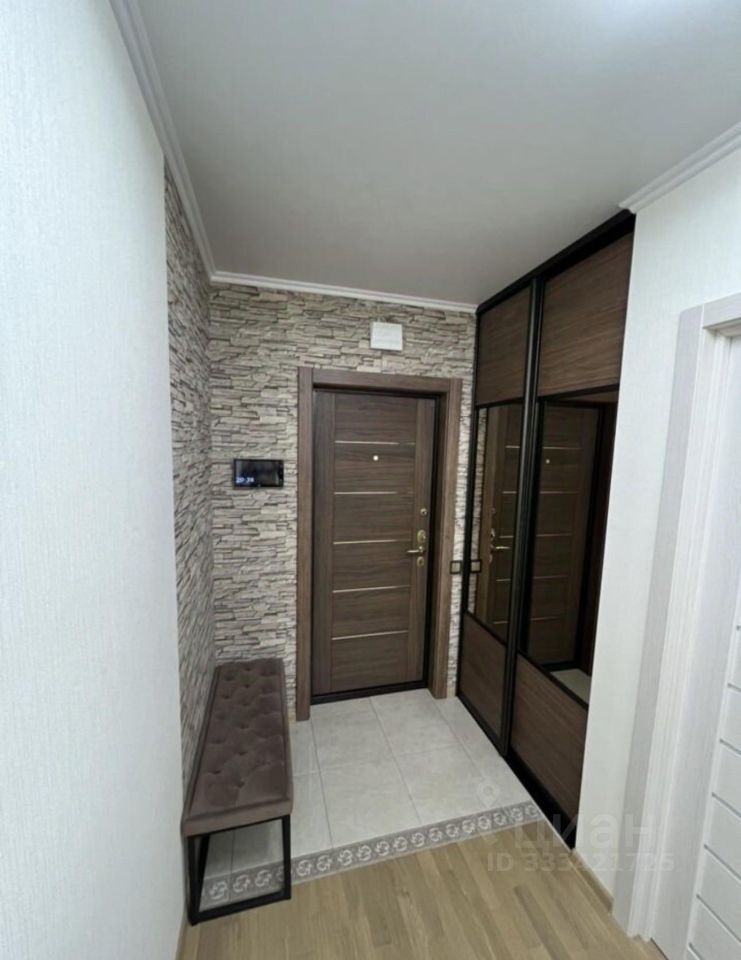 m. Ploschad trekh vokzalov: Apartment, 2-rooms